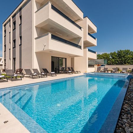 زاتون Apartments Menalo Elegance المظهر الخارجي الصورة